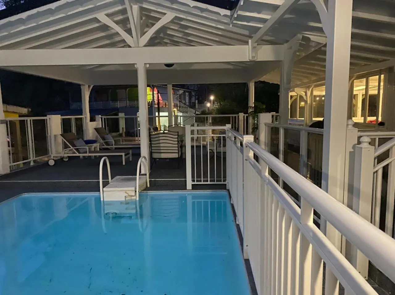 Homestay Krys-Loc Apartment Le Gosier