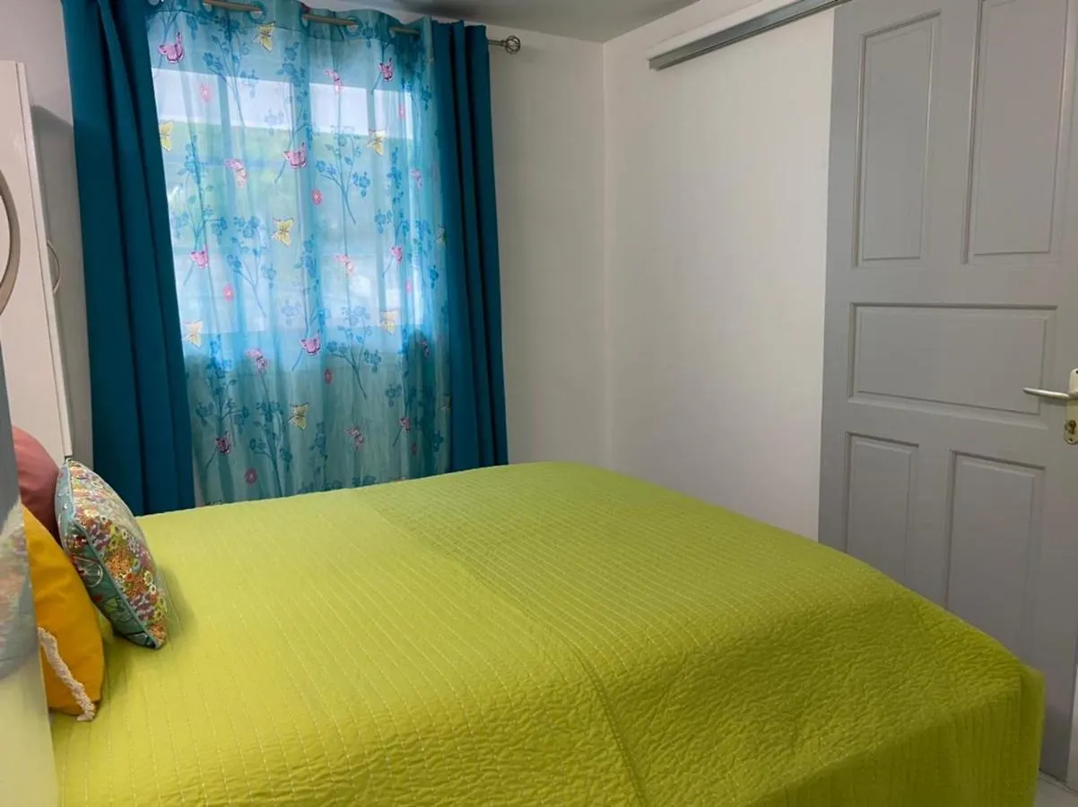 Homestay Krys-Loc Apartment Le Gosier